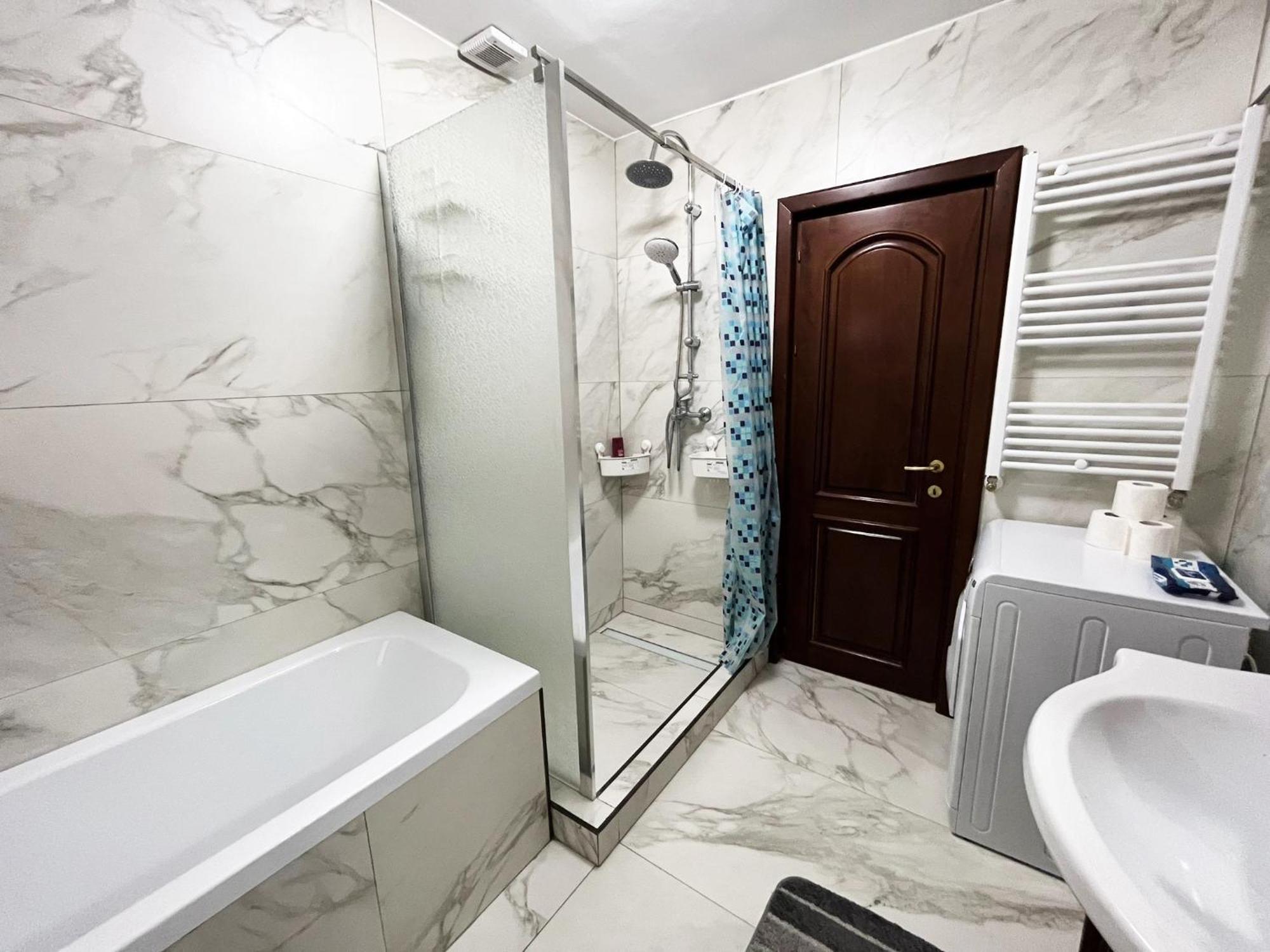 City Center Privat-Sauna Familyconcept Ιάσιο Εξωτερικό φωτογραφία